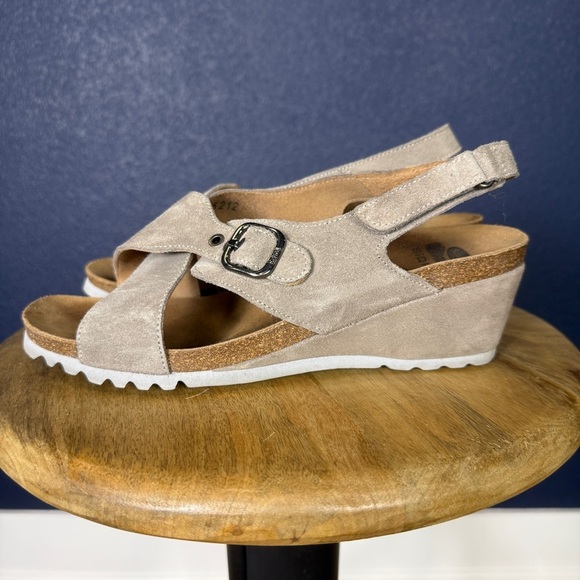 Scholl Bioprint Italian Taupe Wedge Sandals, size 41 - Picture 5 of 7